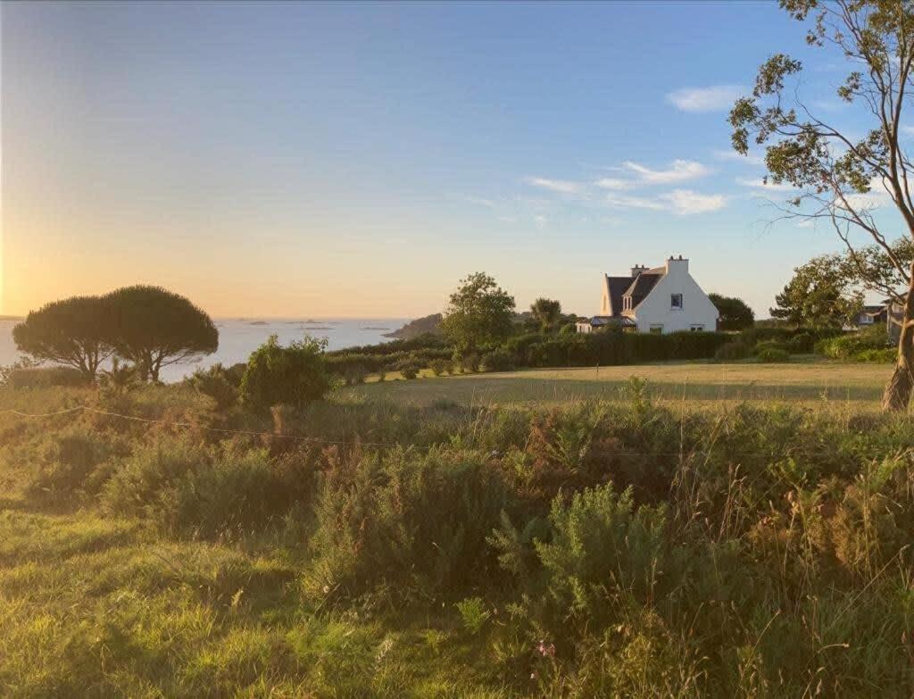 Kermartin - Maison De Famille Avec Vue Sur La Baie De Morlaix Plouezoc'h Экстерьер фото